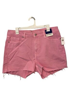 Old Navy Pink OG Straight Denim Shorts – NWT – Frayed Hem – Classic 5‑Pocket